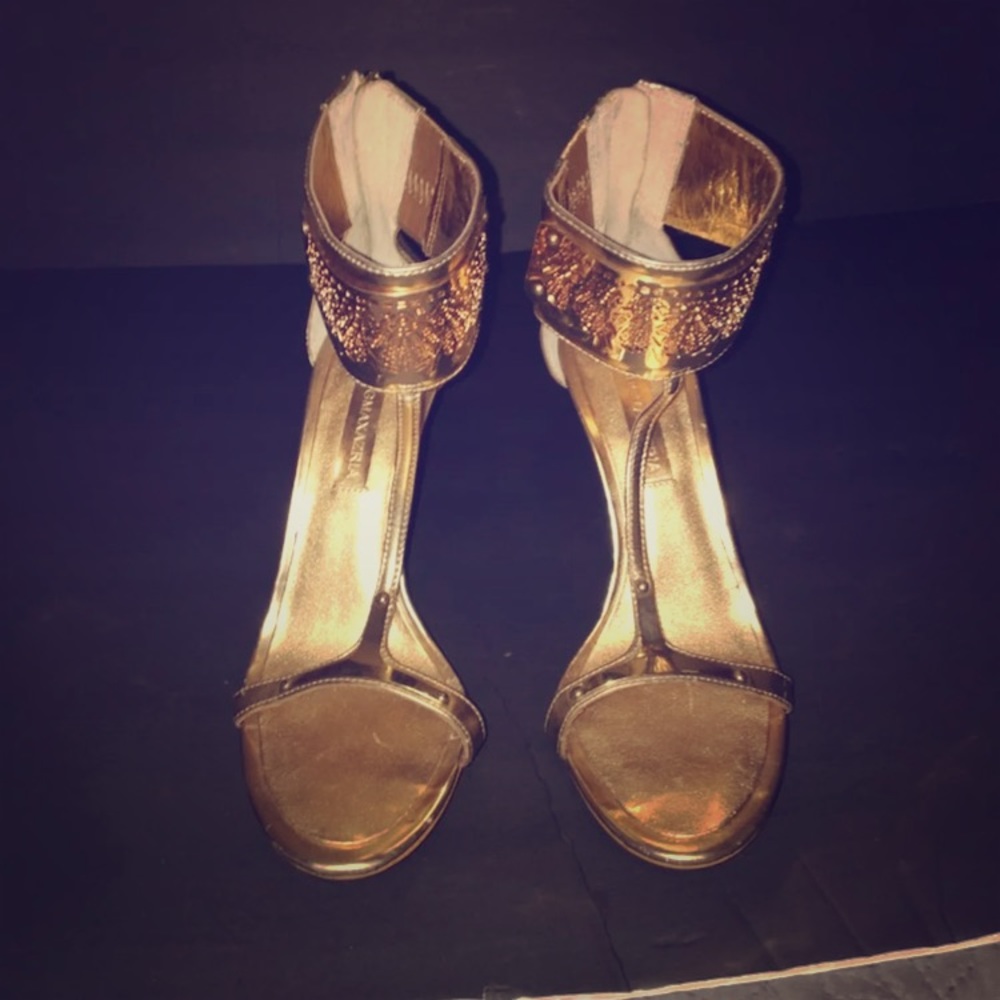WOMENS BCBG MAXZARIA STILETTOS
